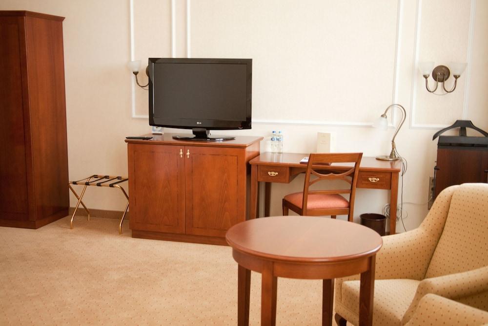Ibb Grand Lublinianka Hotel Lublin
